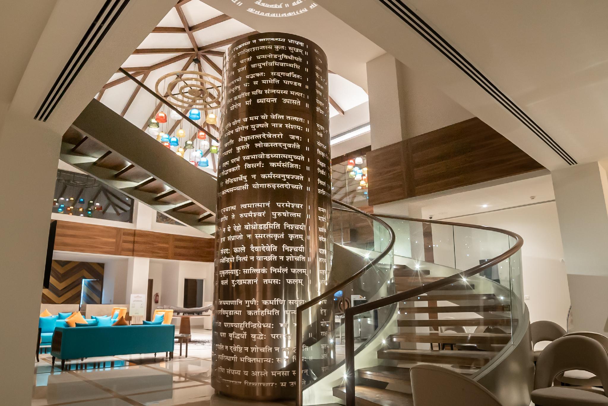 Hawthorn Suites By Wyndham Dwarka Exterior photo