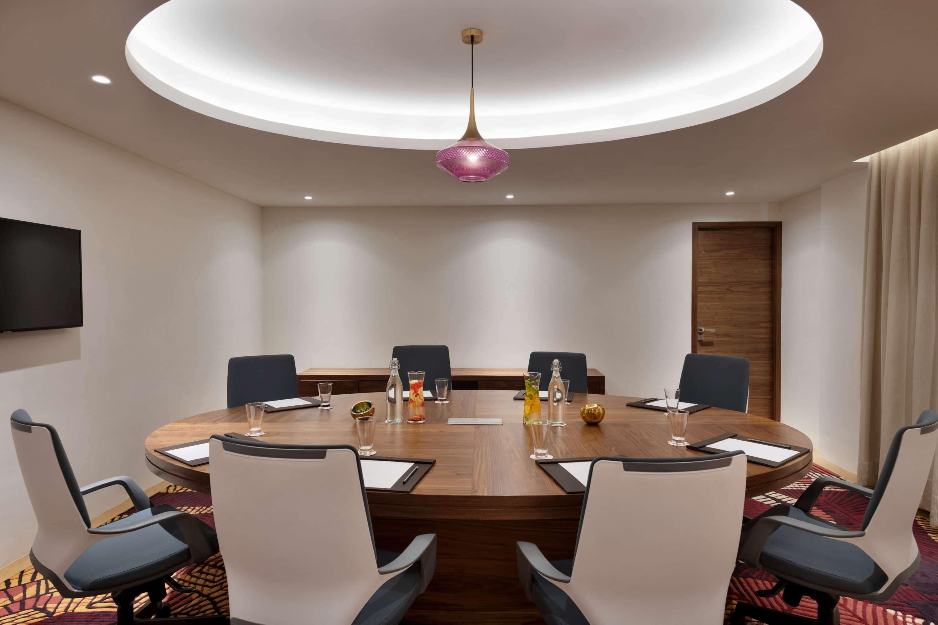 Hawthorn Suites By Wyndham Dwarka Exterior photo
