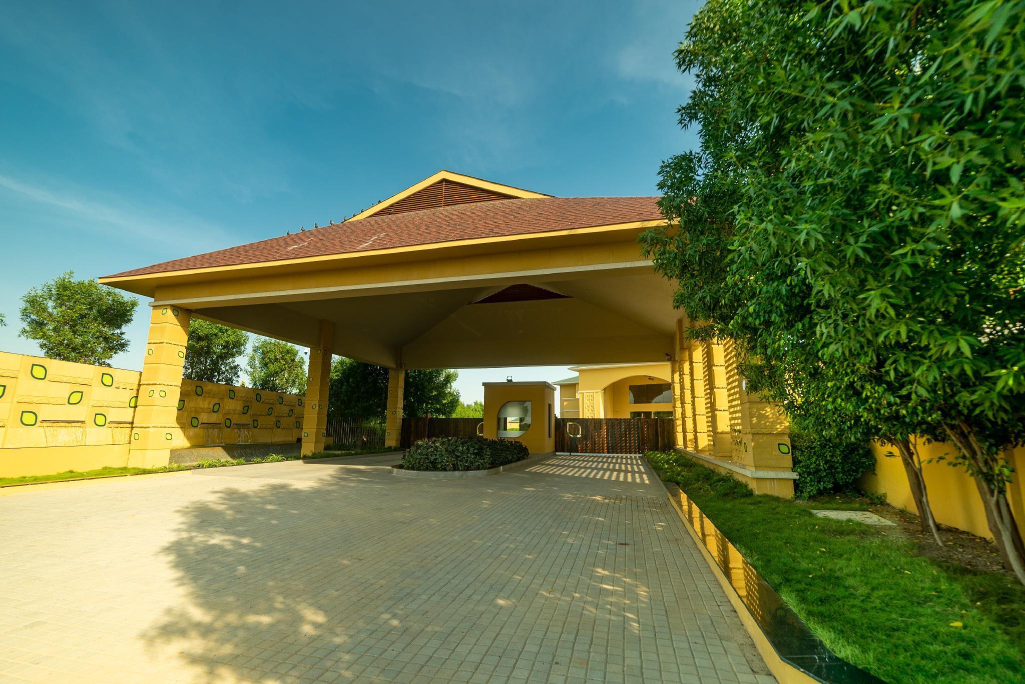 Hawthorn Suites By Wyndham Dwarka Exterior photo